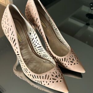 Loved shoe with a lot of life left. Priced to sell and ready for their new home